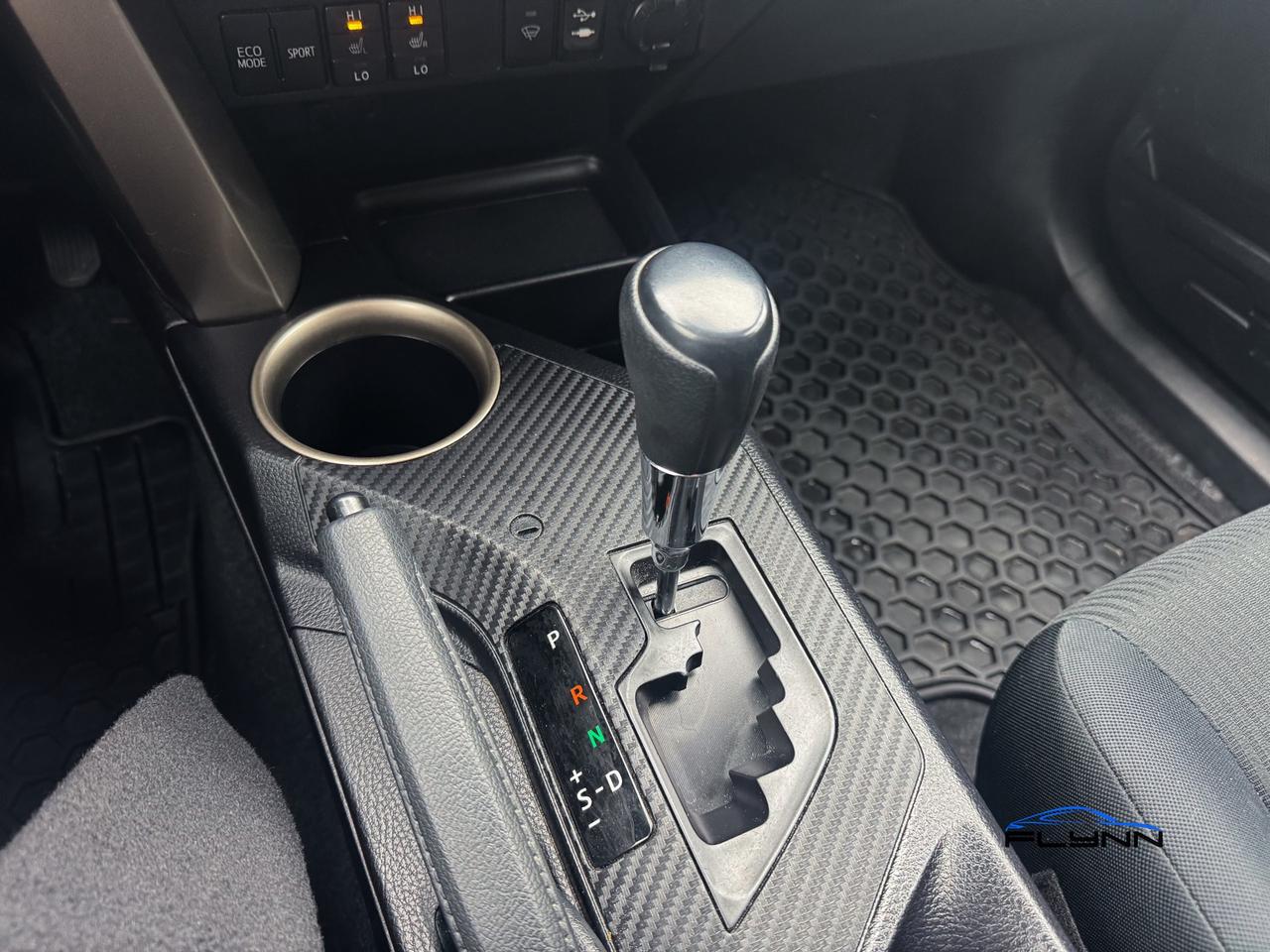 2015 Toyota RAV4 LE One Owner, Service Records, Certified! Photo