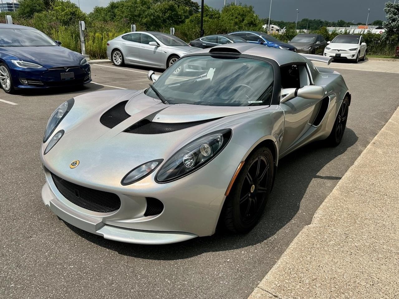 2009 Lotus Exige S240   MOONSTONE SILVER! Clean! Super Low KMs! Photo
