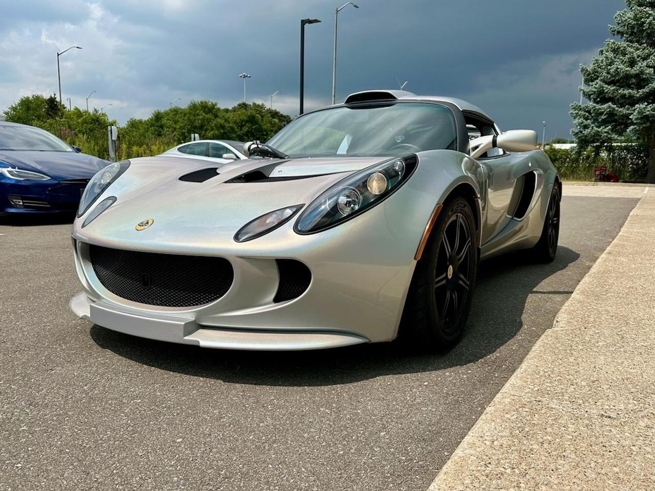 2009 Lotus Exige S240   MOONSTONE SILVER! Clean! Super Low KMs! Photo
