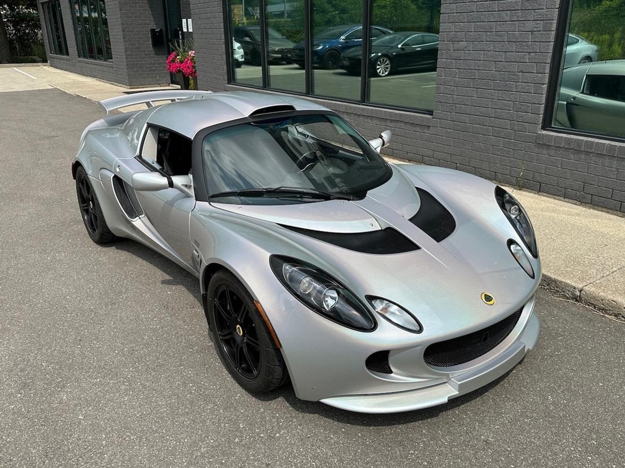 2009 Lotus Exige S240   MOONSTONE SILVER! Clean! Super Low KMs! Photo