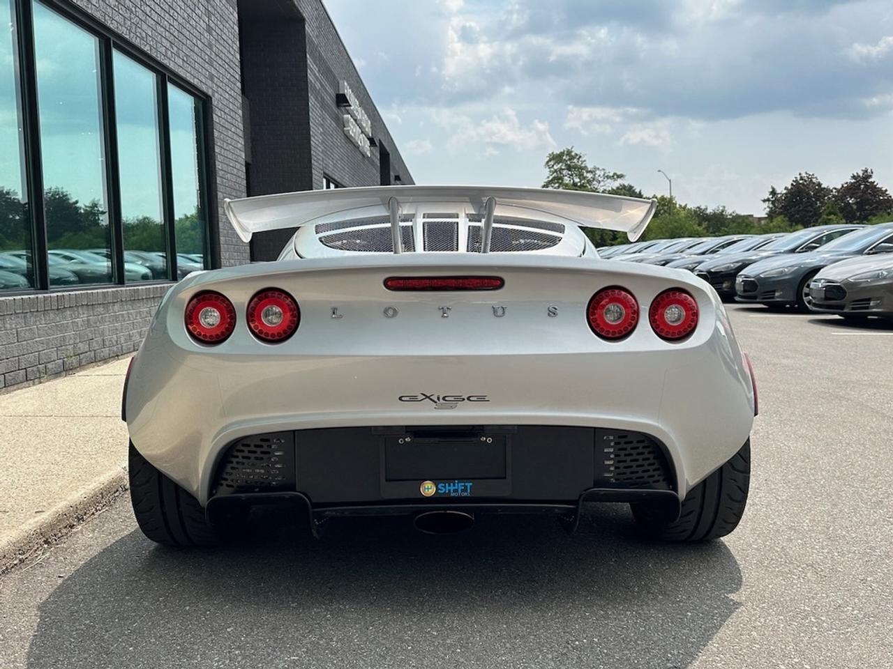 2009 Lotus Exige S240   MOONSTONE SILVER! Clean! Super Low KMs! Photo