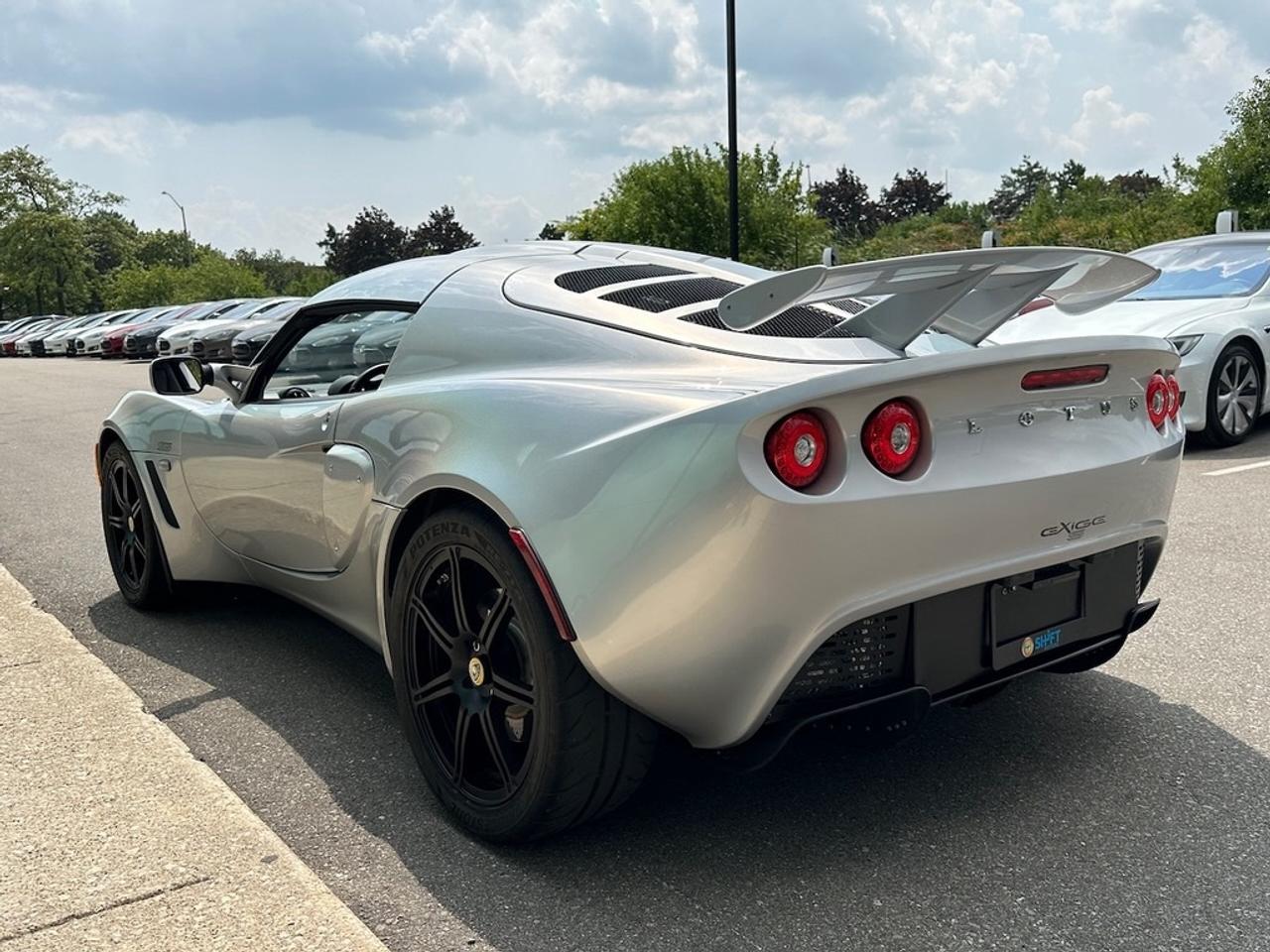2009 Lotus Exige S240   MOONSTONE SILVER! Clean! Super Low KMs! Photo
