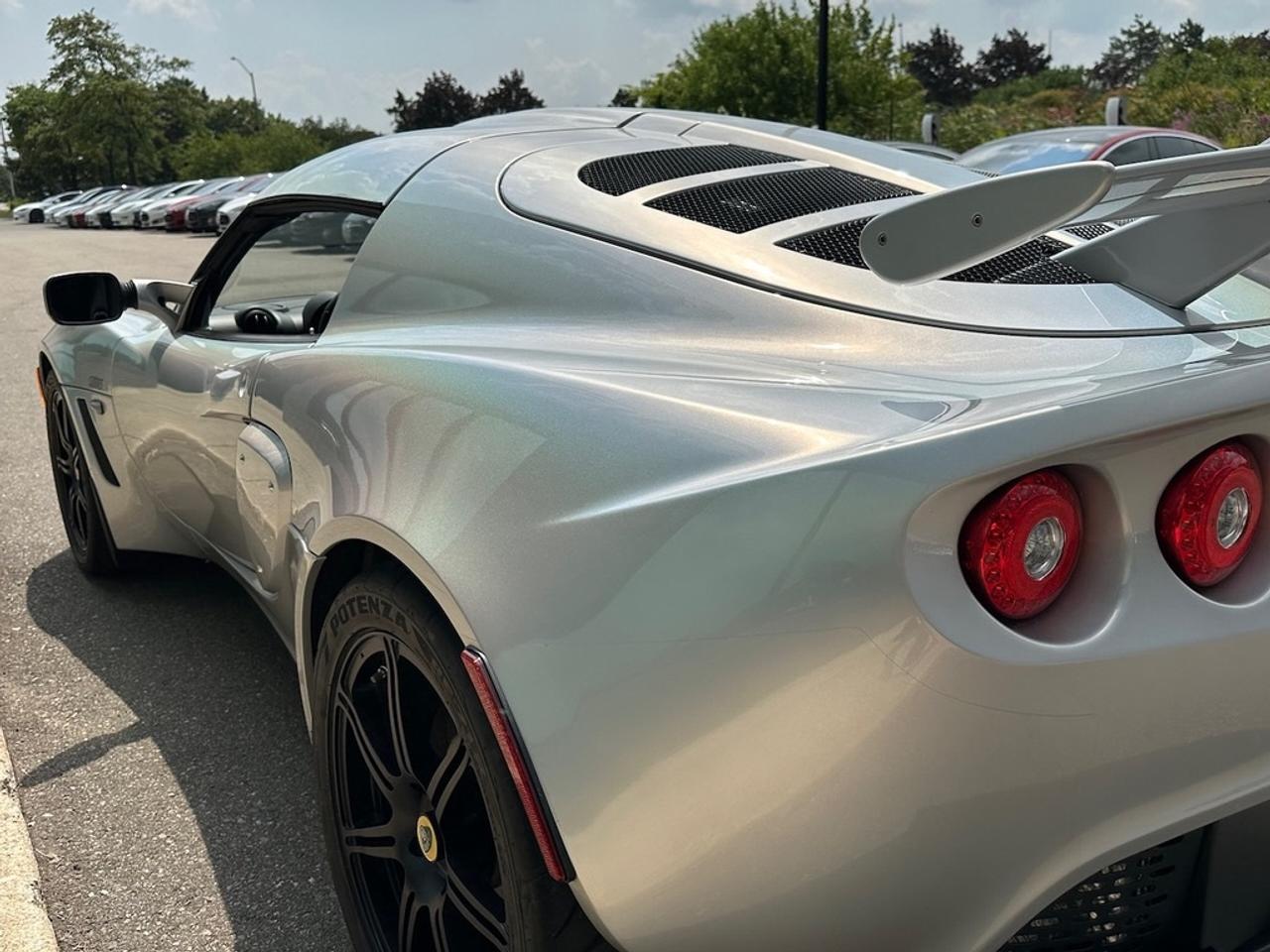 2009 Lotus Exige S240   MOONSTONE SILVER! Clean! Super Low KMs! Photo