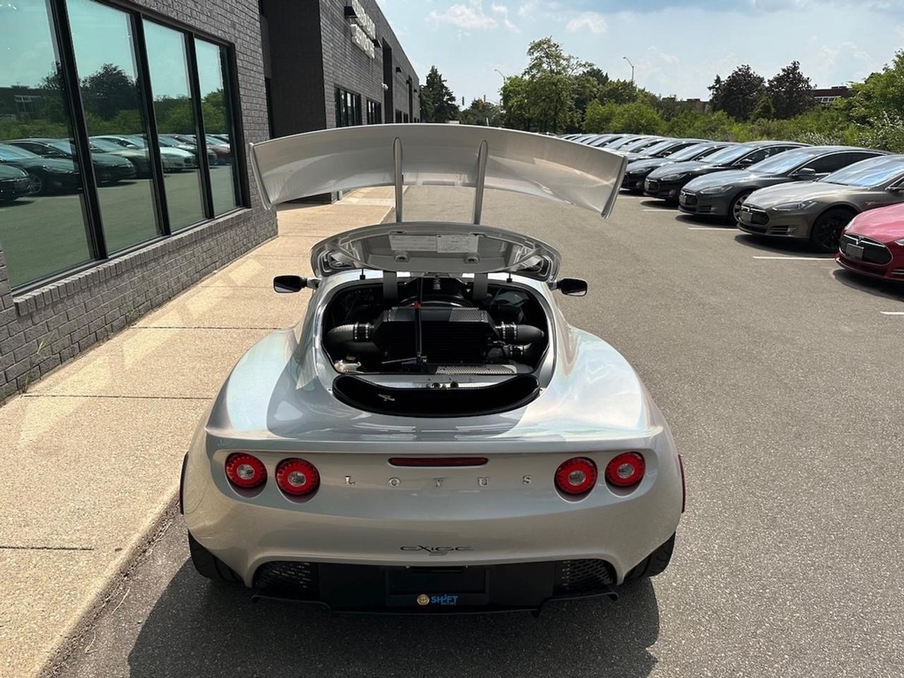 2009 Lotus Exige S240   MOONSTONE SILVER! Clean! Super Low KMs! Photo