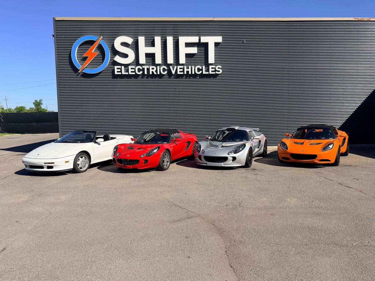 2011 Lotus Elise R   Clean CARFAX! LOW Mileage! Rare Beauty! Photo