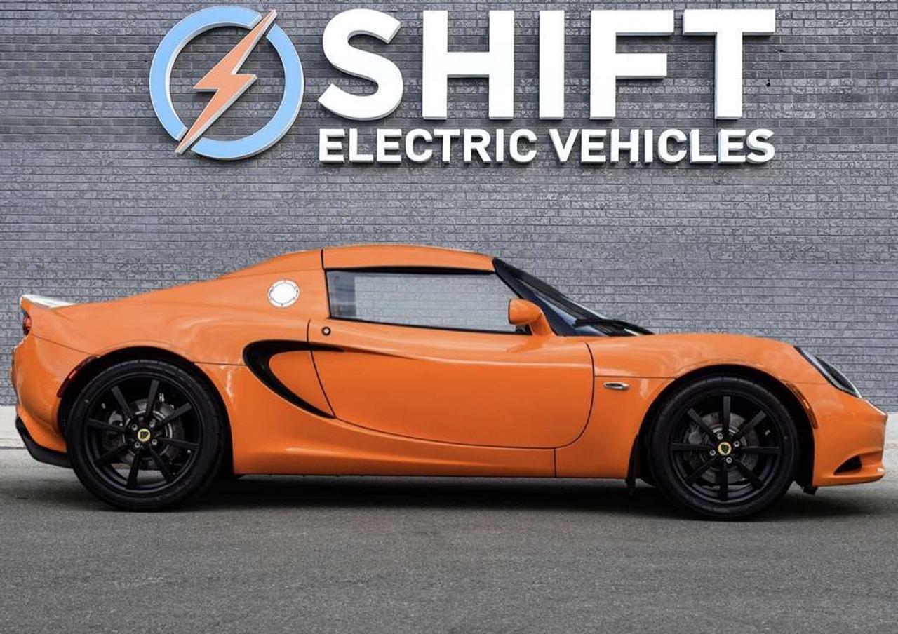 2011 Lotus Elise R   Clean CARFAX! LOW Mileage! Rare Beauty! Photo0