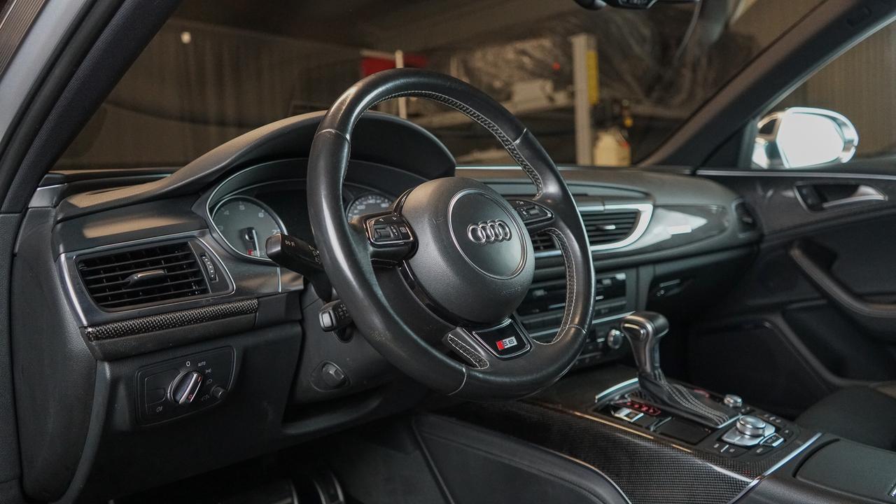 2013 Audi S6  Photo