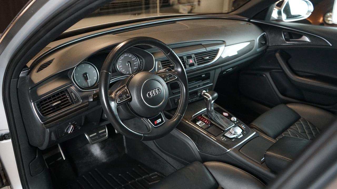 2013 Audi S6  Photo