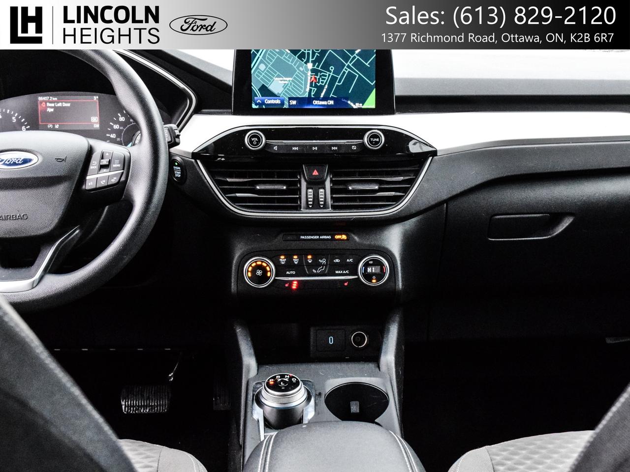 2020 Ford Escape SE AWD Photo