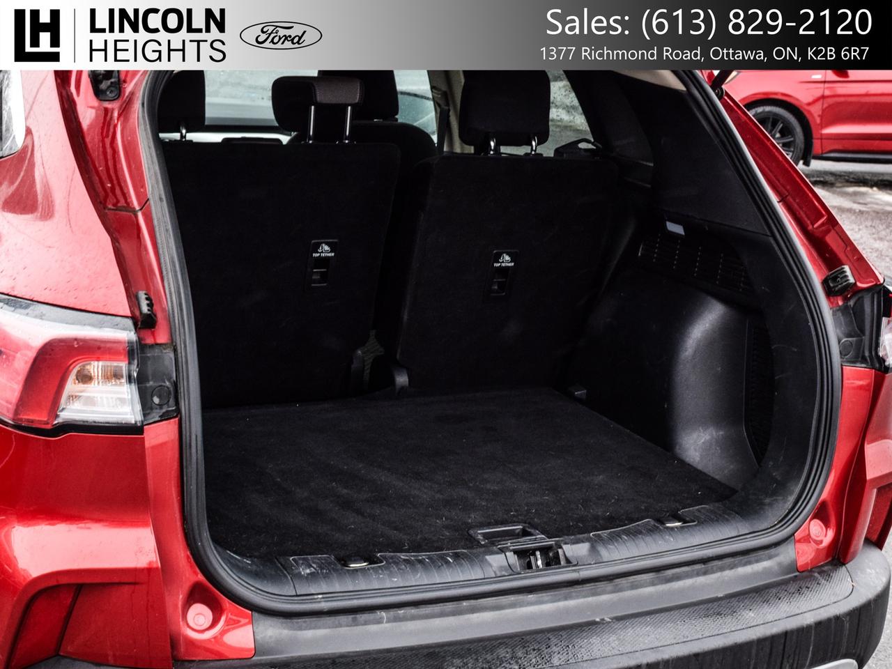 2020 Ford Escape SE AWD Photo