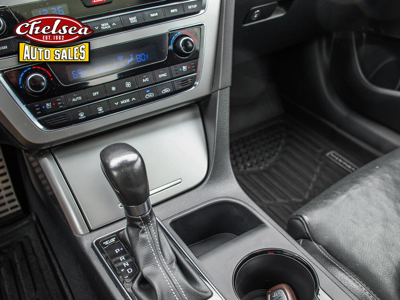 2015 Hyundai Sonata Sport 2.0T Photo