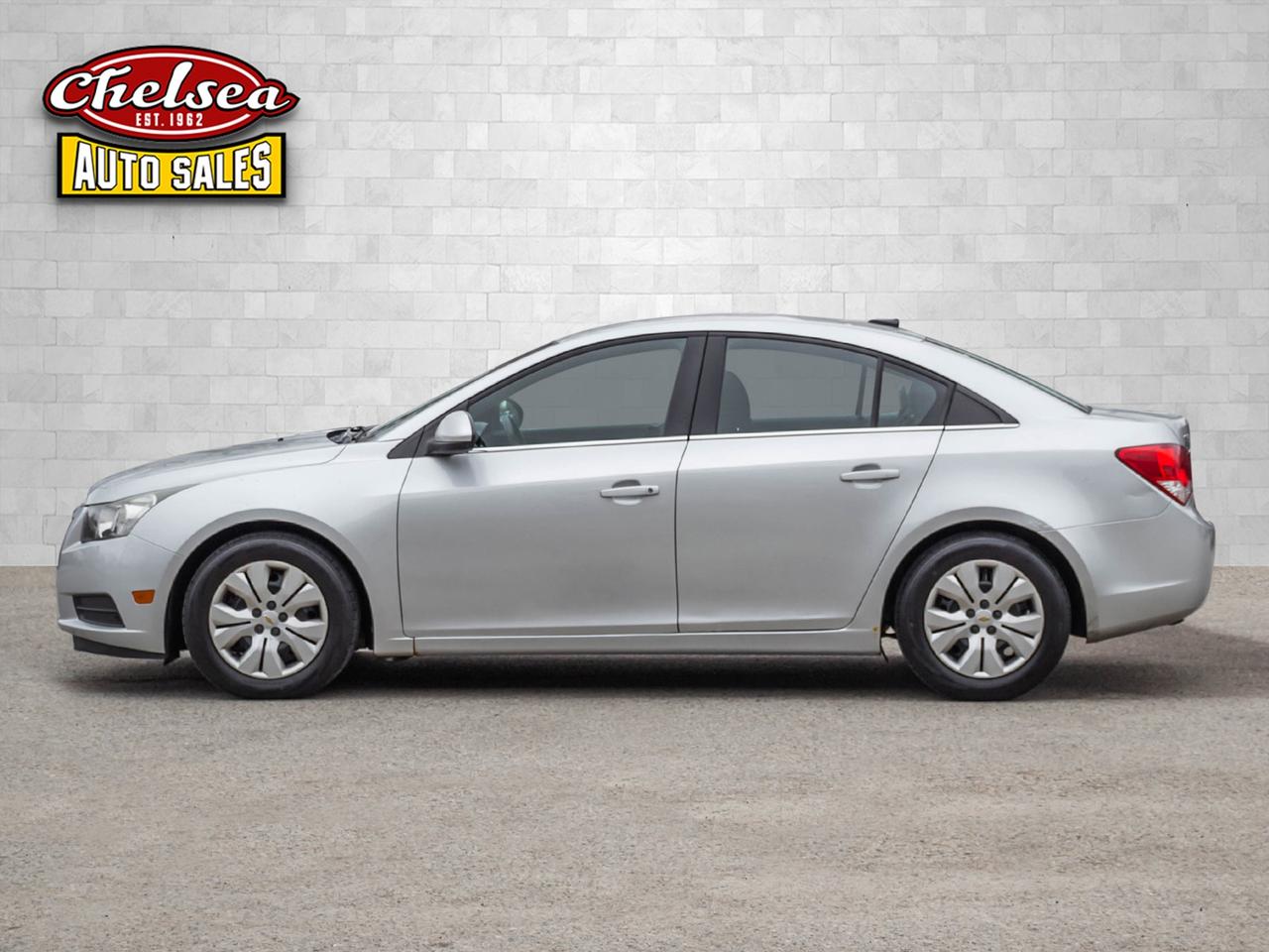 2014 Chevrolet Cruze 1LT Auto Photo2