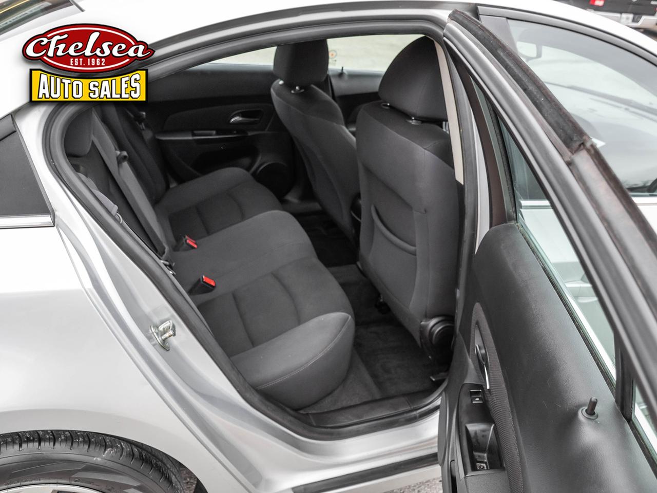 2014 Chevrolet Cruze 1LT Auto Photo