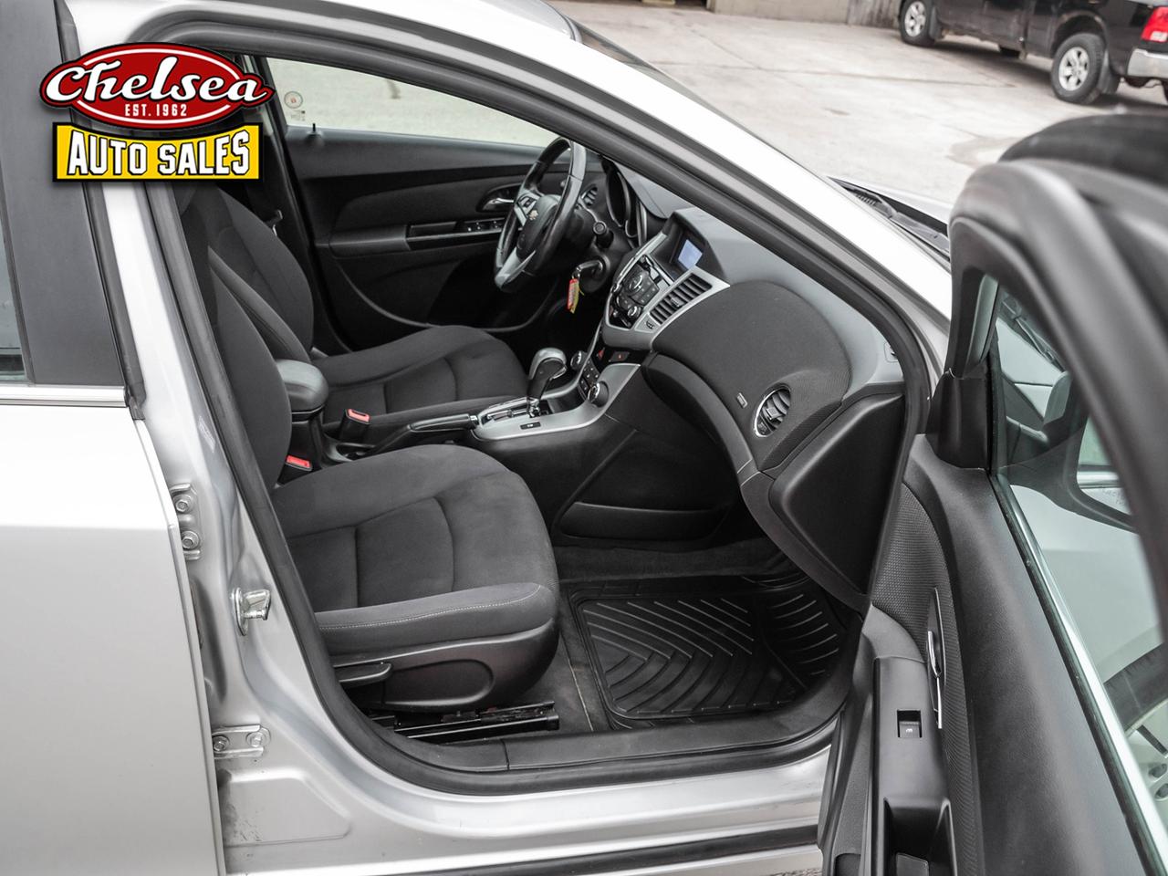 2014 Chevrolet Cruze 1LT Auto Photo