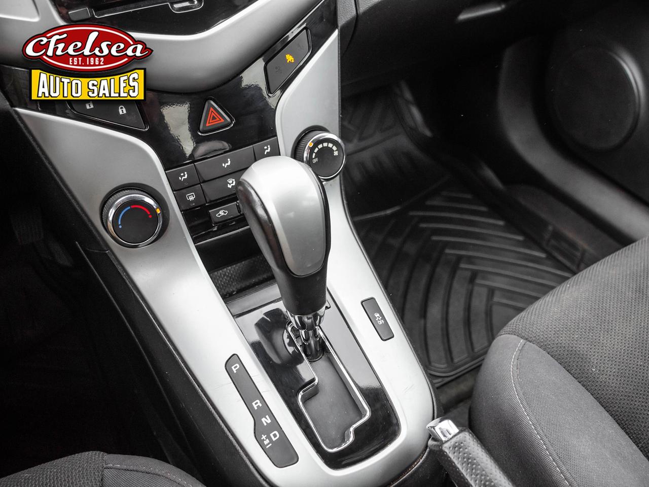 2014 Chevrolet Cruze 1LT Auto Photo