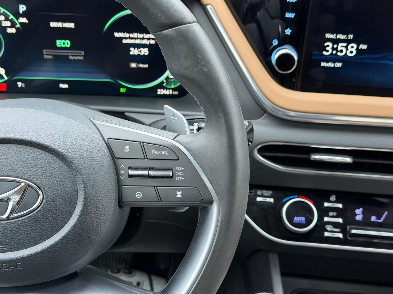 2023 Hyundai Sonata ULTIMATE   HYBRID   ONE OWNER   NO ACCIDENT   BOSE Photo