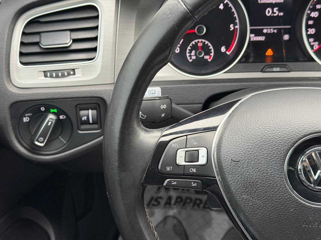 2015 Volkswagen Golf SportWagen TDI   TRENDLINE   DIESEL Photo