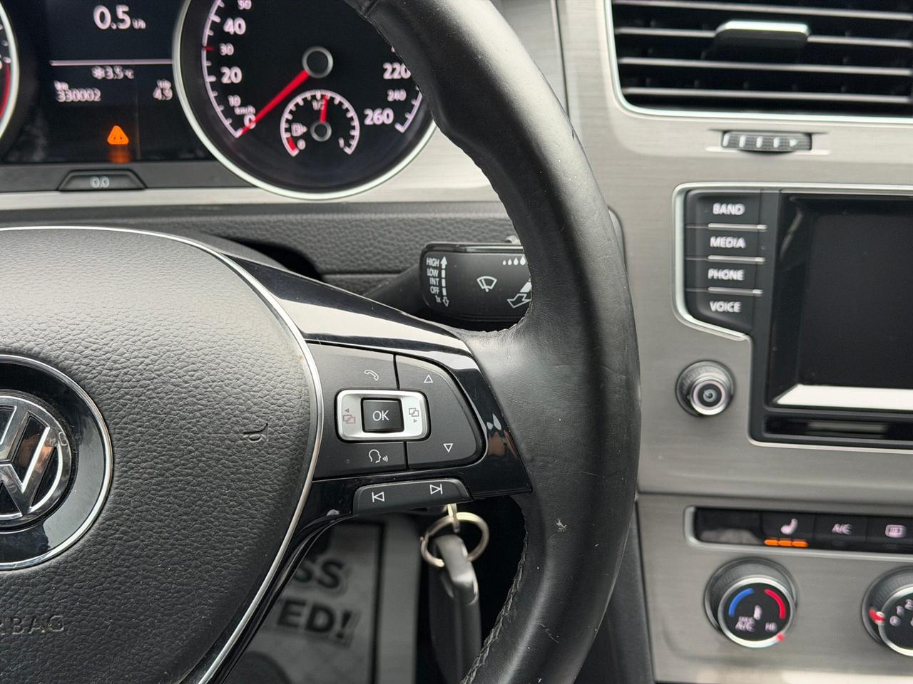 2015 Volkswagen Golf SportWagen TDI   TRENDLINE   DIESEL Photo