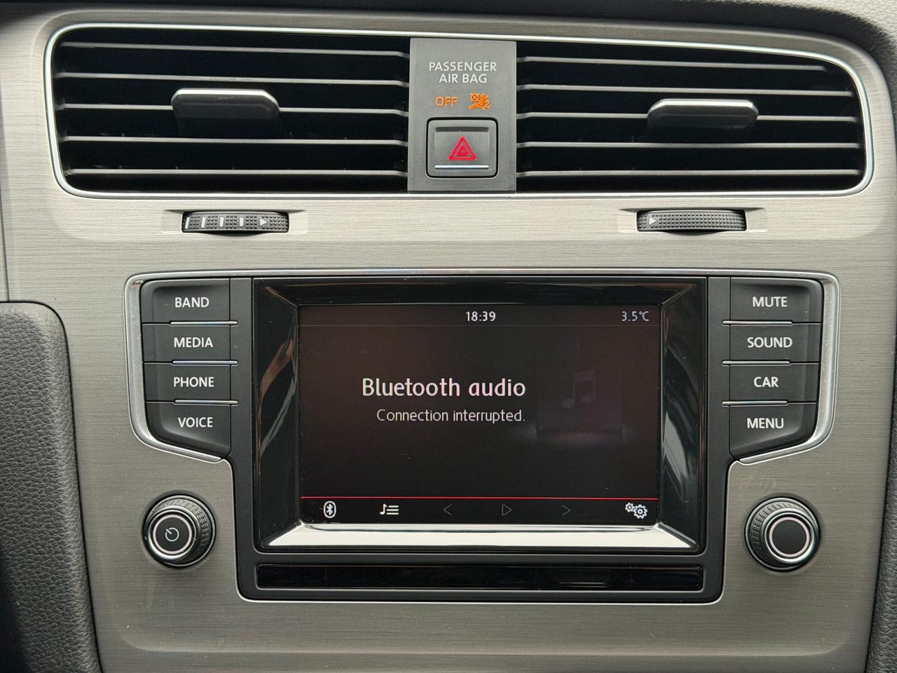 2015 Volkswagen Golf SportWagen TDI   TRENDLINE   DIESEL Photo