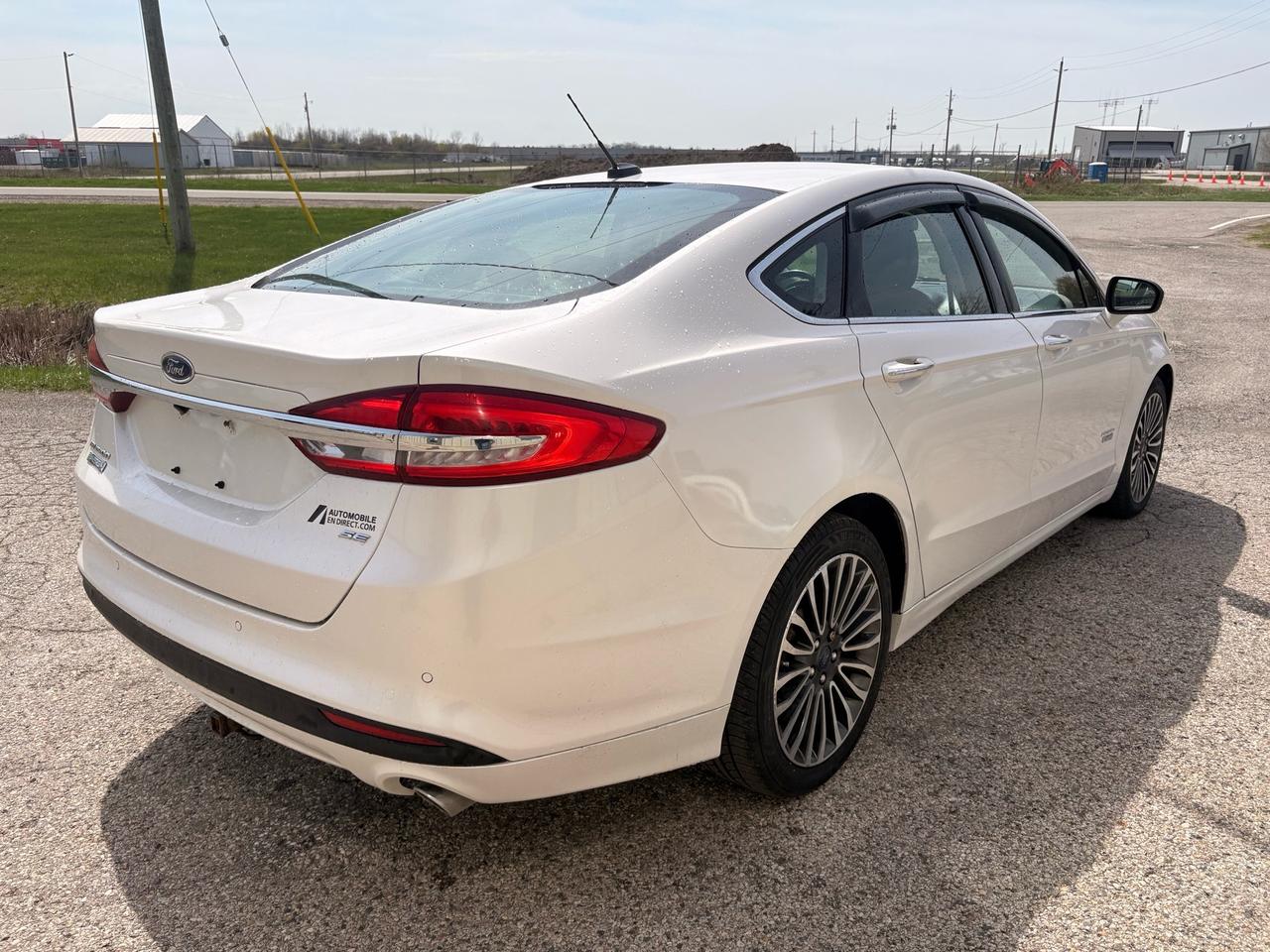 2018 Ford Fusion Energi Plug-in Hybrid SE FWD Photo