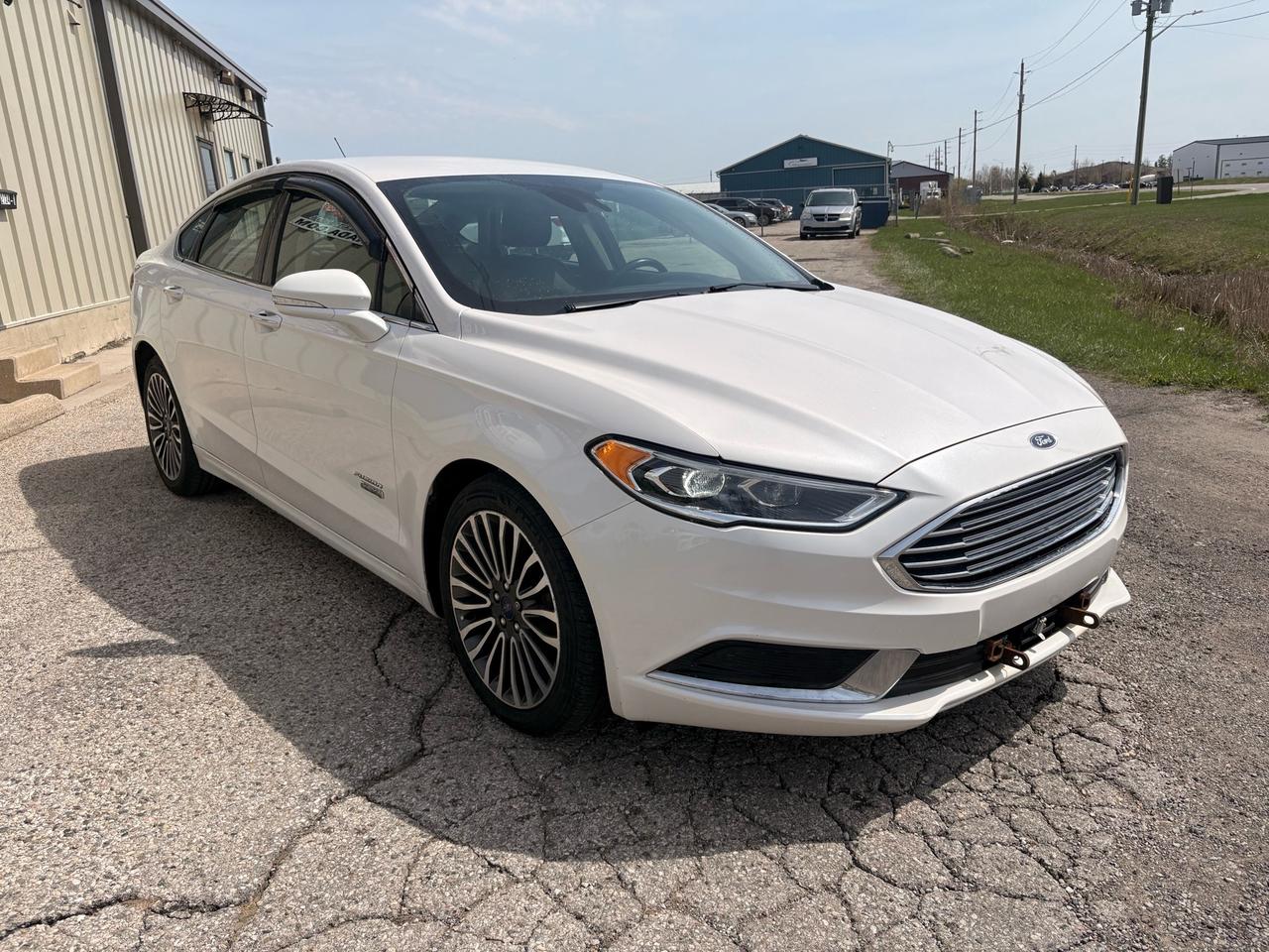2018 Ford Fusion Energi Plug-in Hybrid SE FWD Photo2