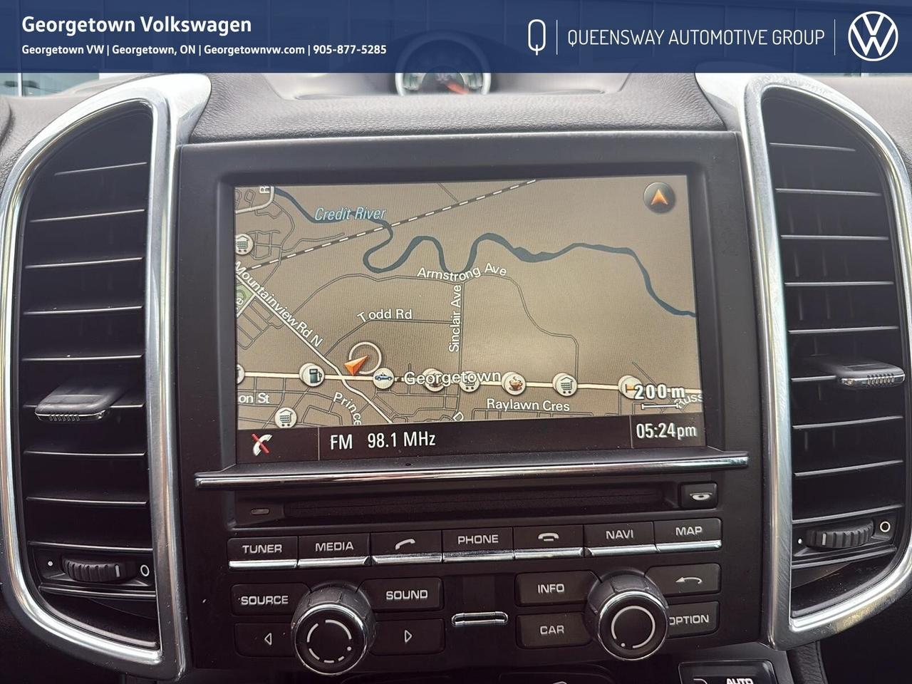 2015 Porsche Cayenne DIESEL Photo