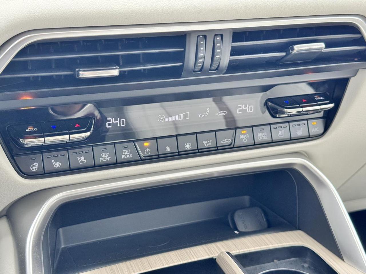 2025 Mazda CX-90 PHEV GT AWD PHEV/ SOLD/ PENDING DELIVERY Photo