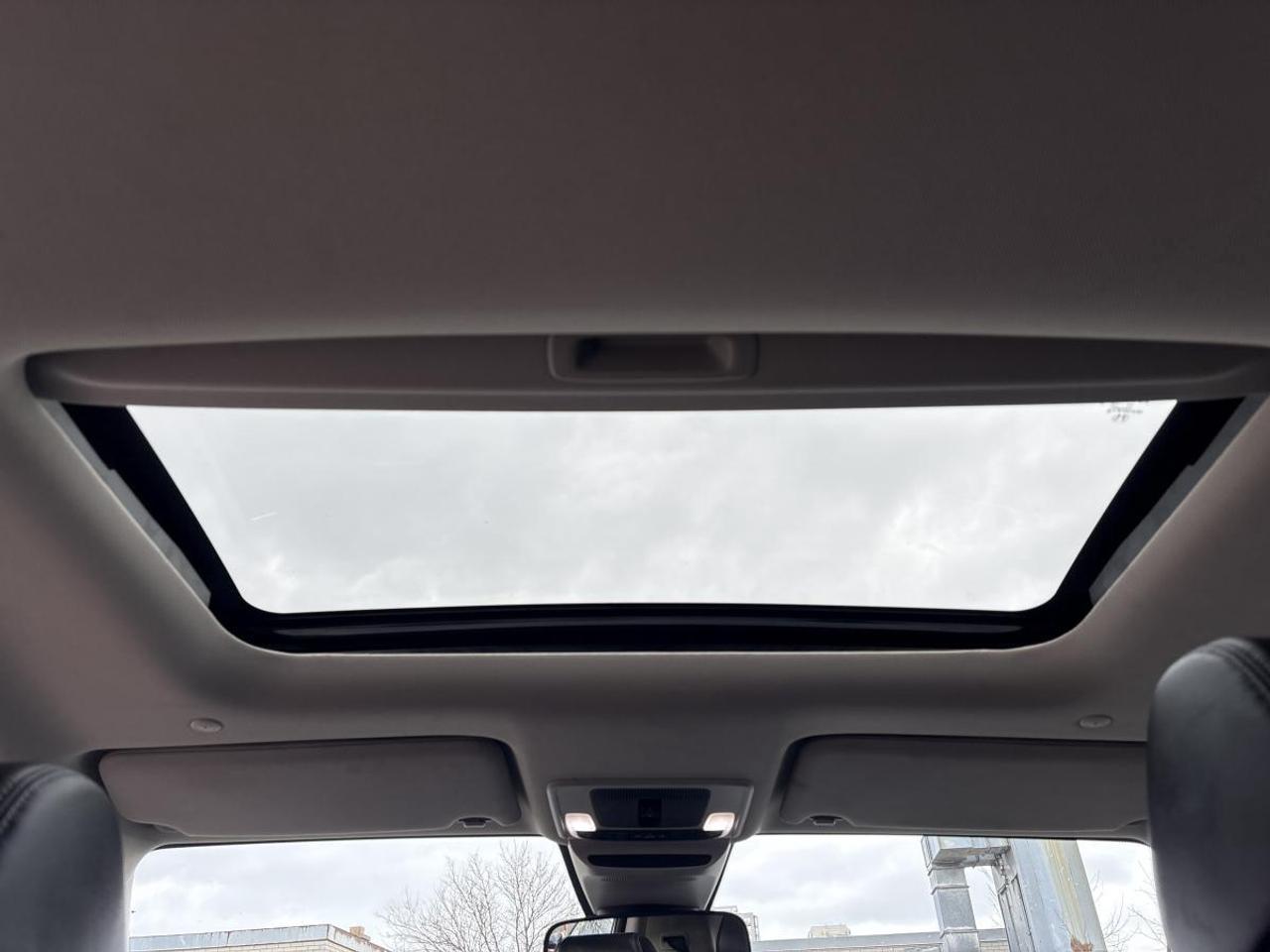 2024 Honda HR-V Ex-L Navi AWD Honda Certified Photo