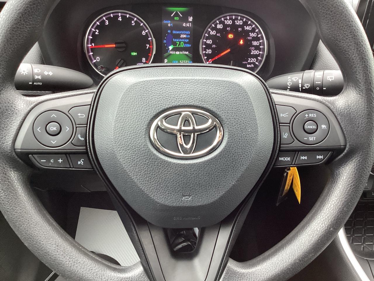 2022 Toyota RAV4 LE AWD Photo