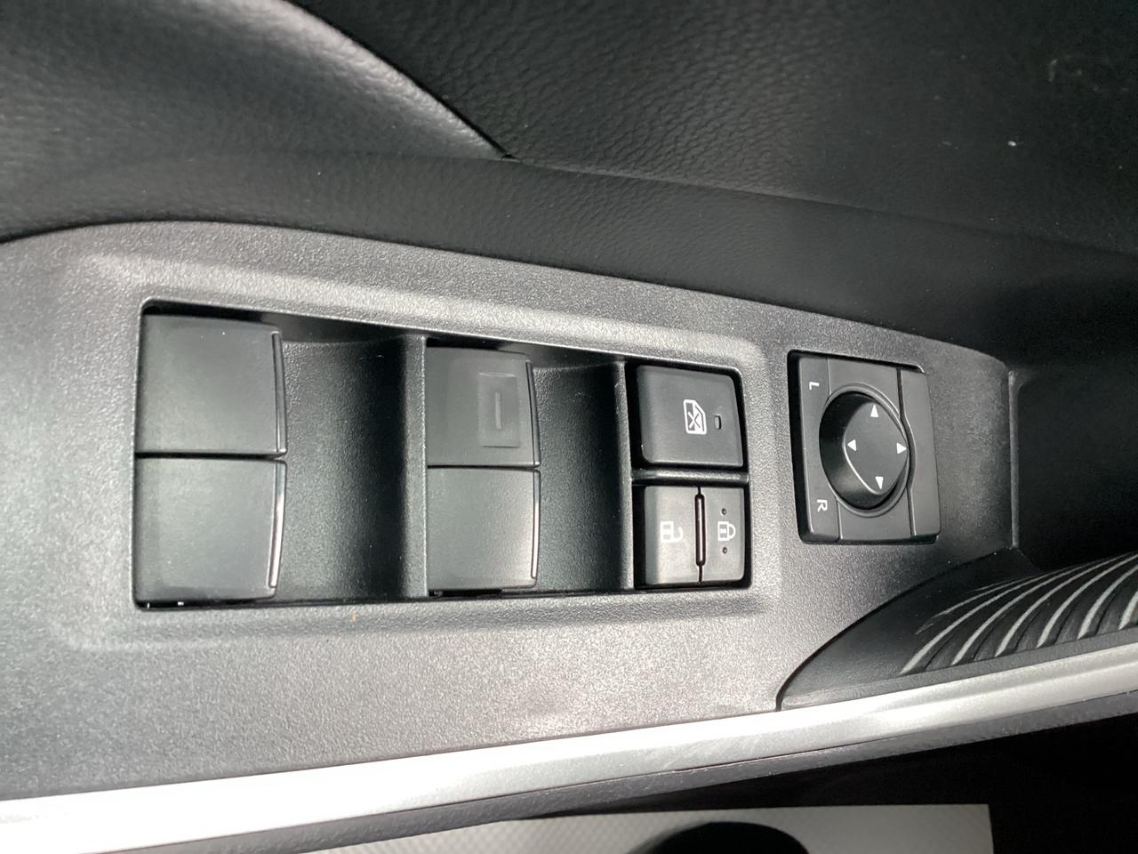 2022 Toyota RAV4 LE AWD Photo