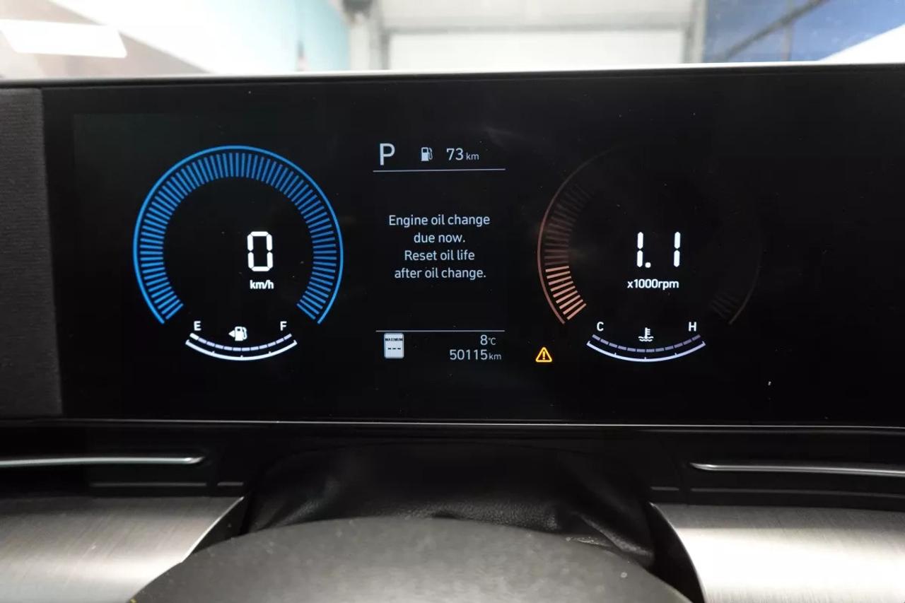 2024 Hyundai KONA PREFERRED   HEATED SEATS   HEATED WHEEL   APPLE CA Photo