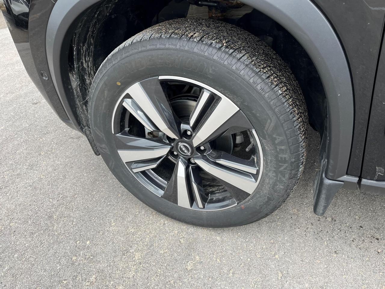 2023 Nissan Rogue Platinum AWD Photo