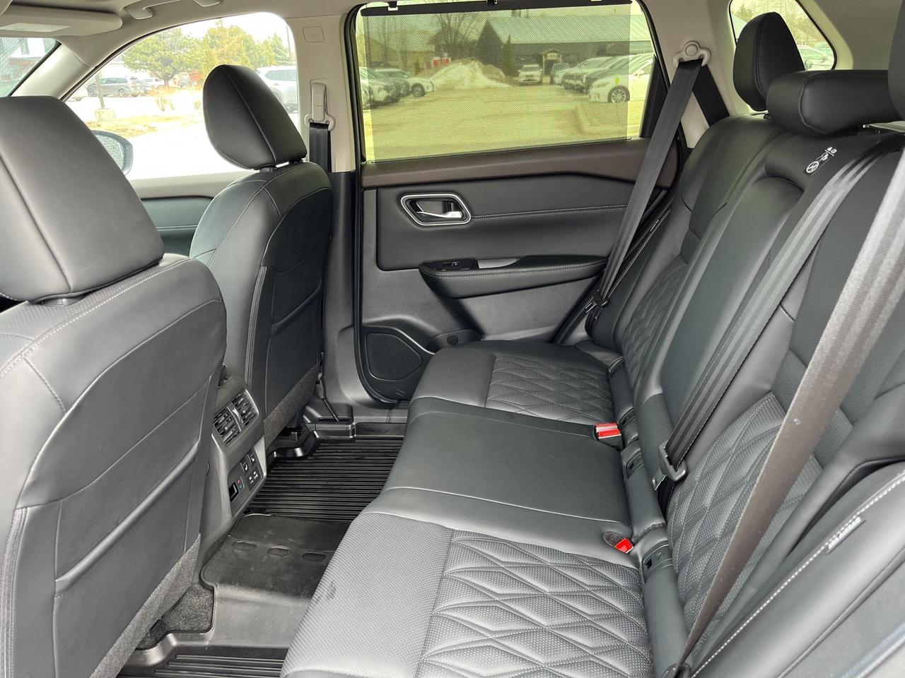 2023 Nissan Rogue Platinum AWD Photo