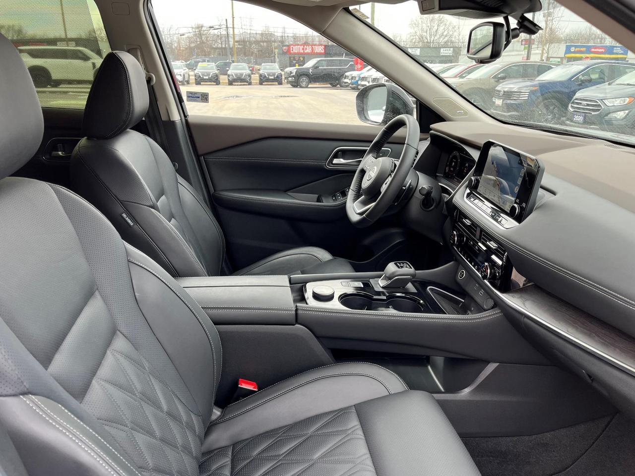 2023 Nissan Rogue Platinum AWD Photo