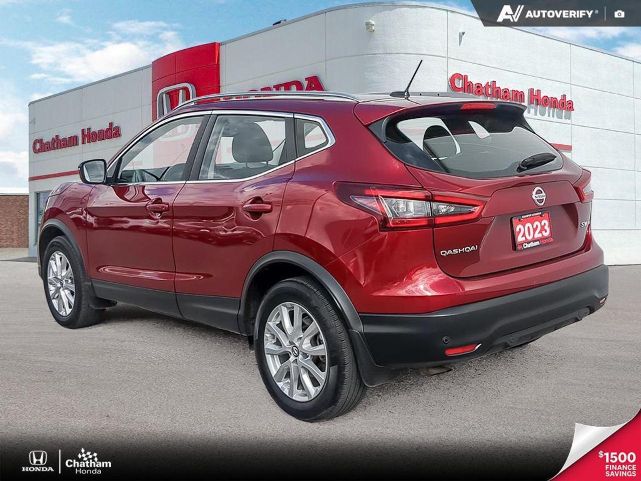 2023 Nissan Qashqai SV AWD - No Accidents! Intelligent Cruise Control Photo3