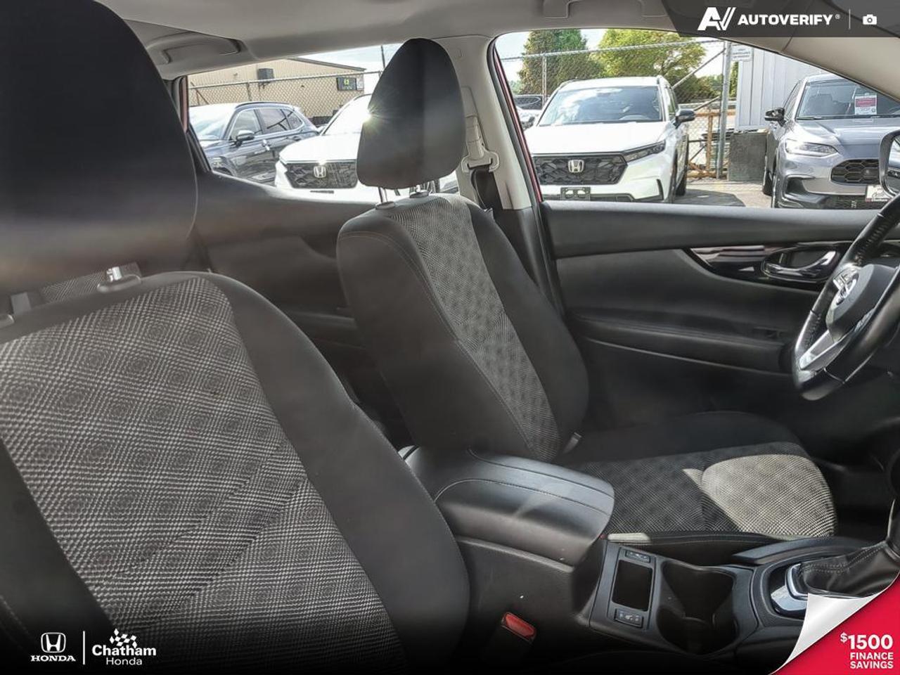 2023 Nissan Qashqai SV AWD - No Accidents! Intelligent Cruise Control Photo