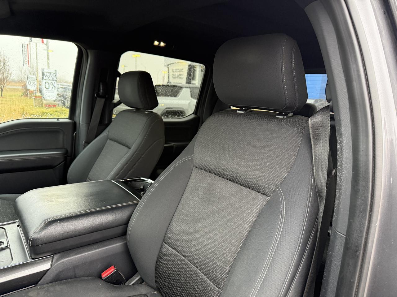 2021 Ford F-150 XLT 4WD   TONNEAUCOVER   2.7L ECOBOOST   NO CLAIMS Photo4