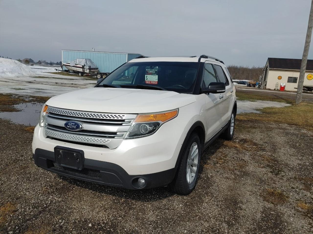 2014 Ford Explorer 4WD 4dr XLT Photo