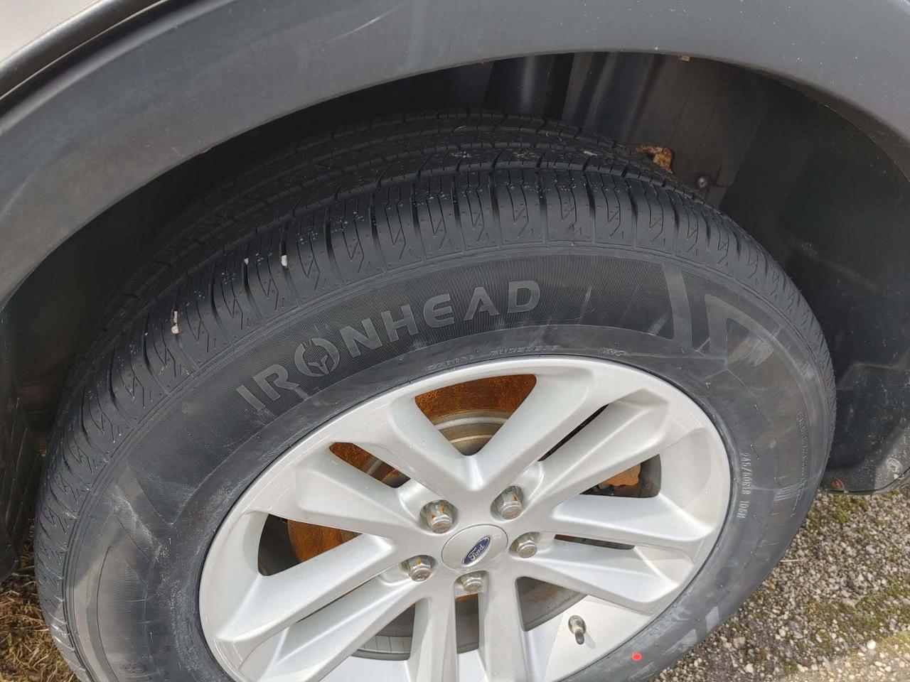 2014 Ford Explorer 4WD 4dr XLT Photo4