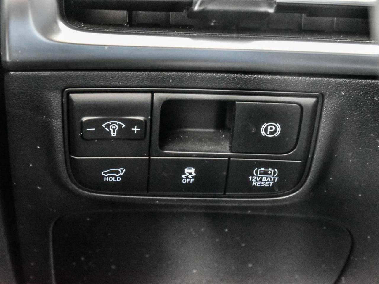 2026 Hyundai Tucson Hybrid Ultimate AWD Photo