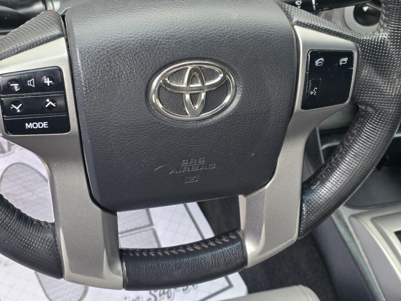 2013 Toyota Tacoma V6 4X4 Photo