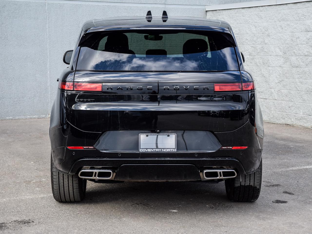 2025 Land Rover Range Rover Sport P400 Dynamic SE Photo