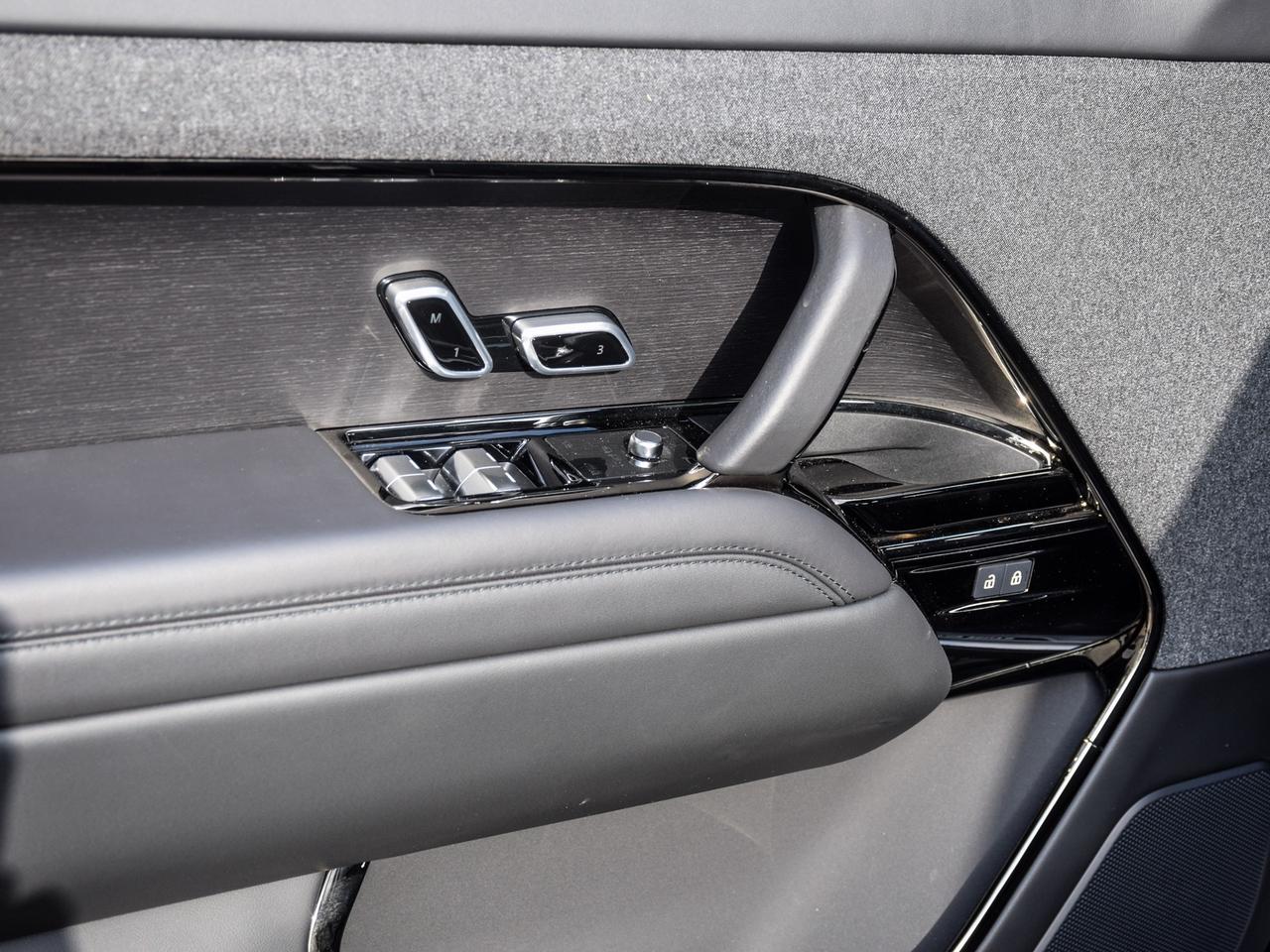 2025 Land Rover Range Rover Sport P400 Dynamic SE Photo