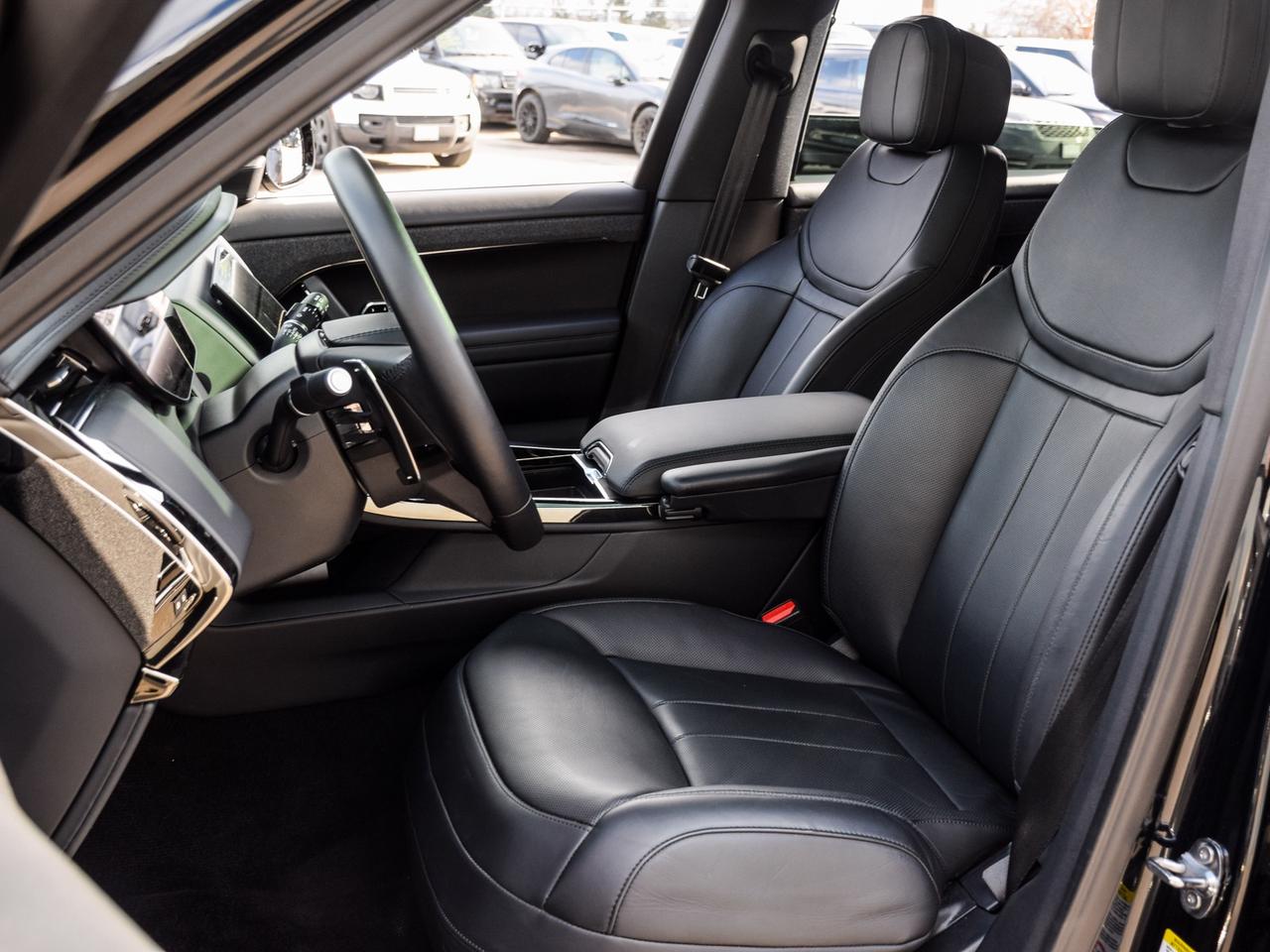 2025 Land Rover Range Rover Sport P400 Dynamic SE Photo