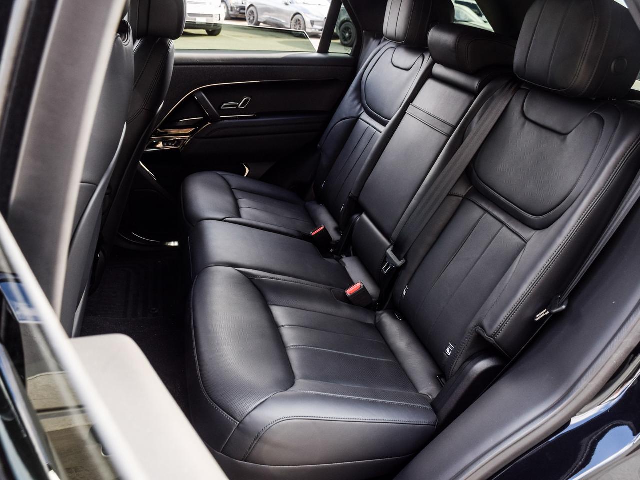 2025 Land Rover Range Rover Sport P400 Dynamic SE Photo
