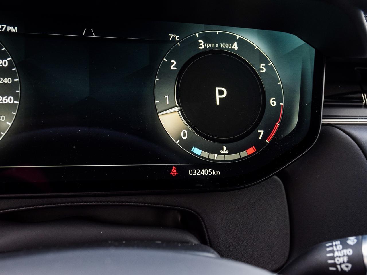 2025 Land Rover Range Rover Sport P400 Dynamic SE Photo