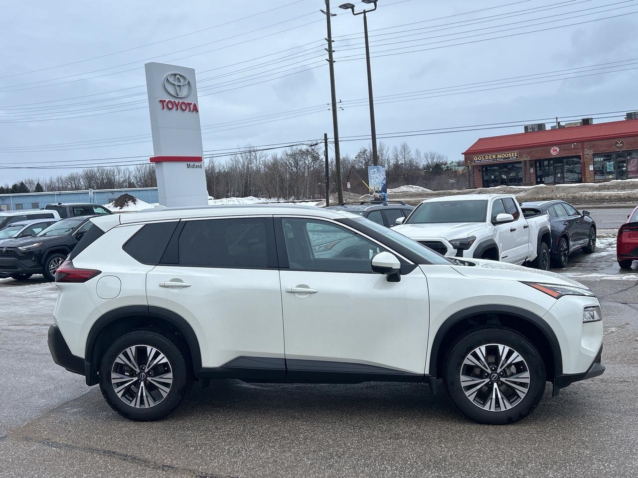 2023 Nissan Rogue SV Moonroof   Heated Seats & Wheel Photo