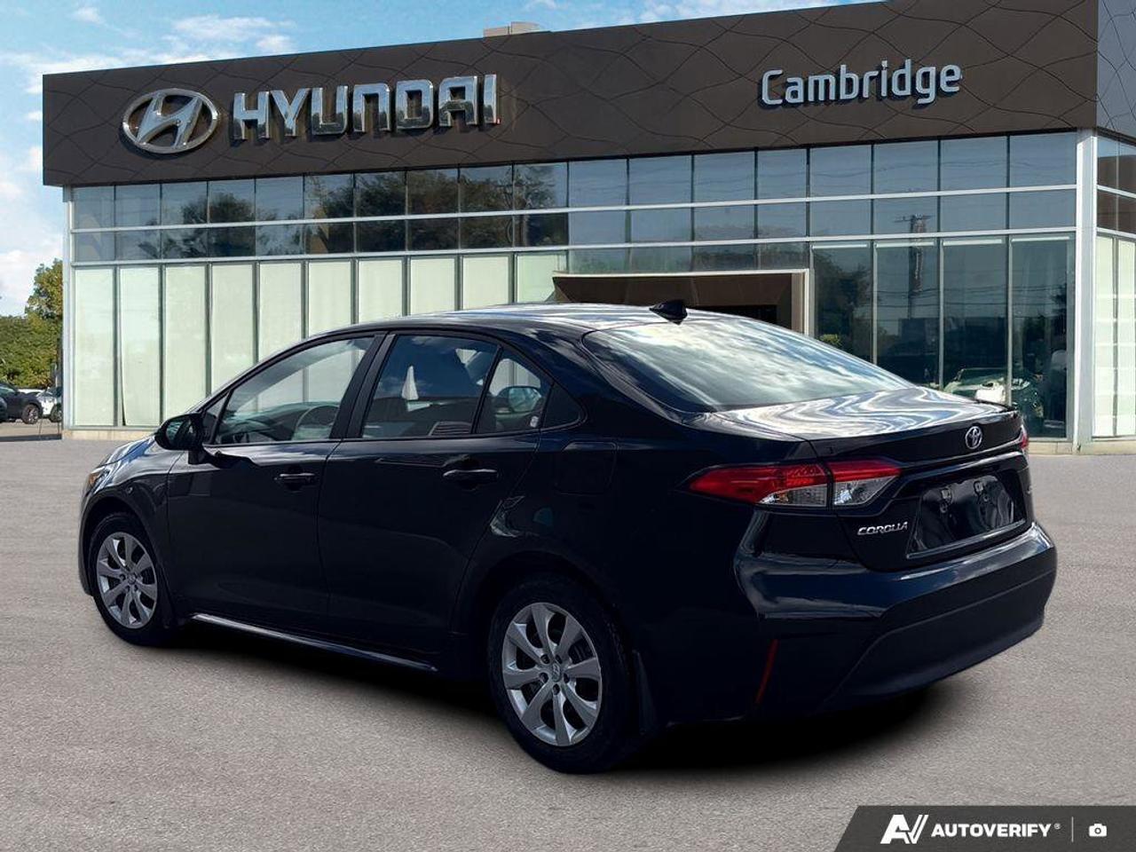 2024 Toyota Corolla LE Photo