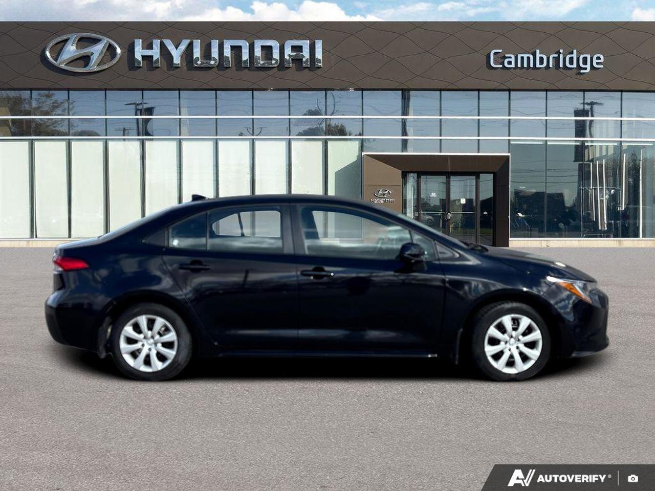 2024 Toyota Corolla LE Photo