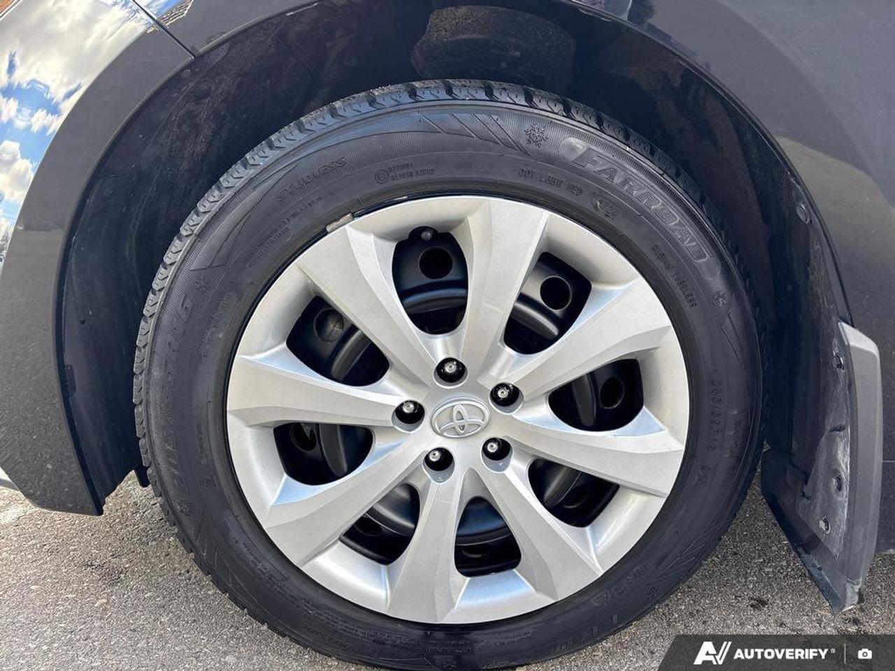 2024 Toyota Corolla LE Photo